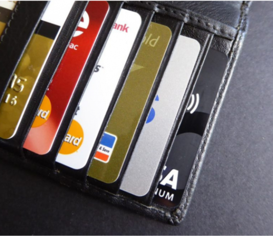 Como economizar com o cartão de crédito