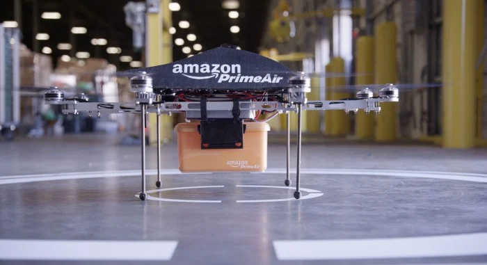 Amazon começa a utilizar drones no serviço de entrega dos EUA