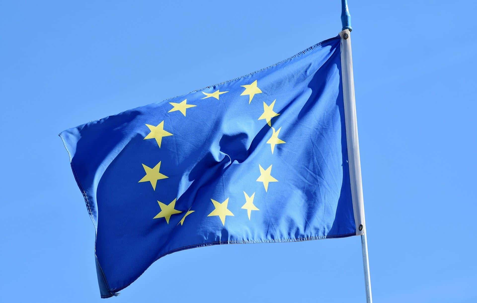 Nova legislação da União Europeia irá impor restrições às empresas de tecnologia