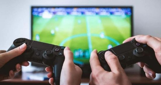 Bolsonaro aprova nova redução de impostos para videogames